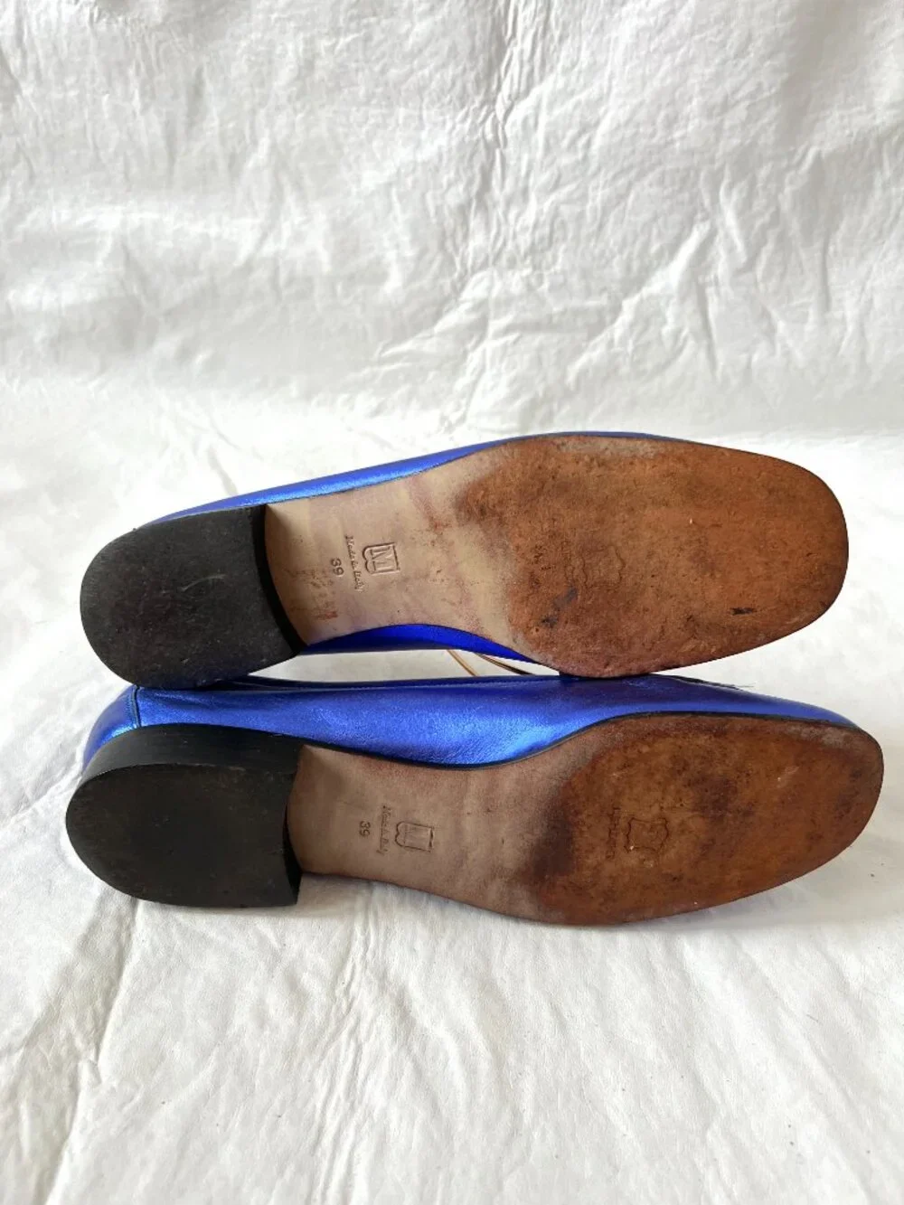 Bruno Magli loafers metallic blue leather EU 39 US womens 9 slip on shoes